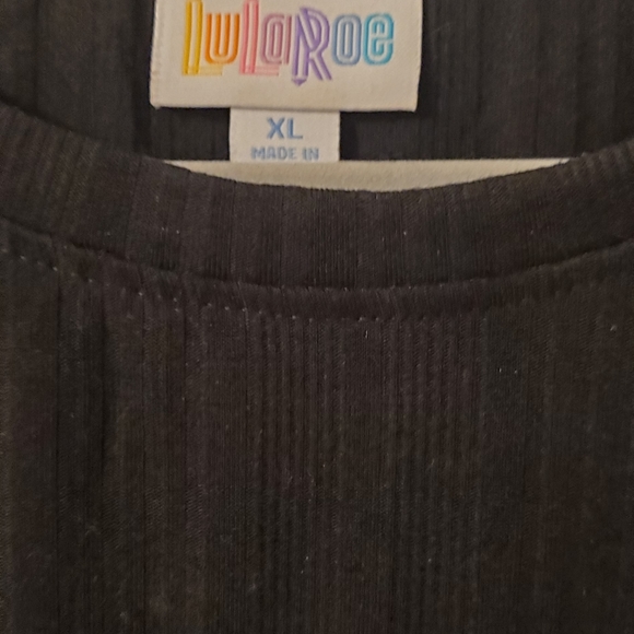 LULAROE Bundle (4 pieces) - Picture 8 of 11